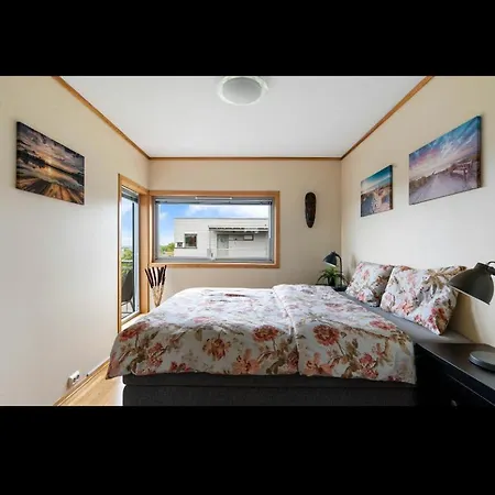 Apartament Cozy With Sea View, 5 Min From Ons *